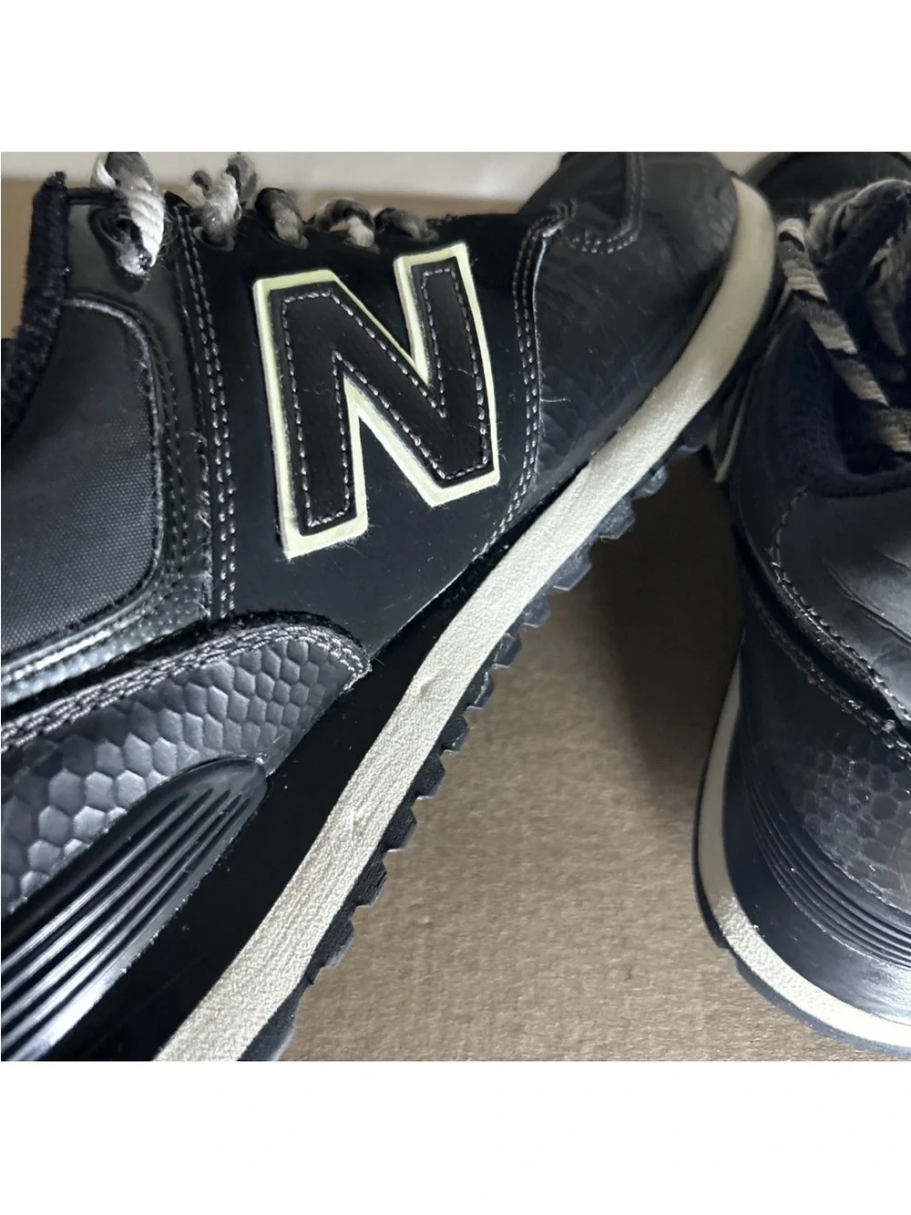 New Balance Shoes-2013 574 Year Of The Snake Black Gold Glow Men’s Size 11.5